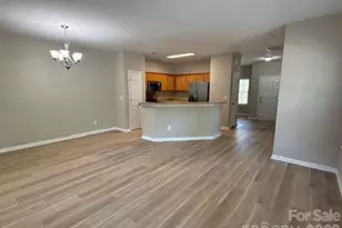 17450 Caldwell Track Dr, Cornelius, NC 28031 - Photo 2