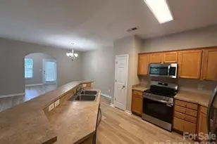17450 Caldwell Track Dr, Cornelius, NC 28031 - Photo 6