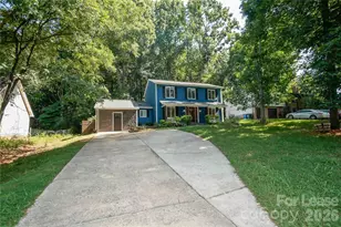 6901 Wyndbend Ln, Mint Hill, NC 28227 - Photo 4