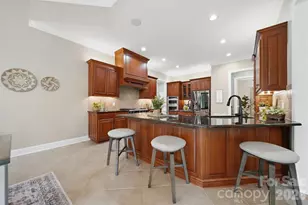 3745 Pinecrest Dr NE, Hickory, NC 28601 - Photo 18