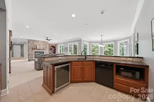 3745 Pinecrest Dr NE, Hickory, NC 28601 - Photo 34