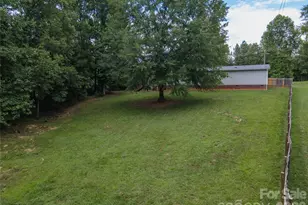 922 Lavender Rd, Grover, NC 28073 - Photo 6