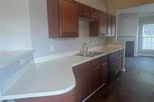 1306 Stourbridge Lion Dr, Charlotte, NC 28213 - Photo 6