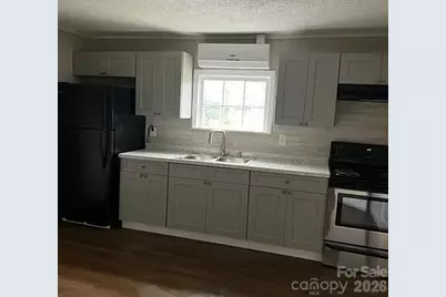 105 N Pugh Street, Lexington, NC 27292 - Photo 2