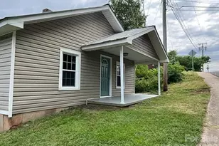 105 N Pugh St, Lexington, NC 27292 - Photo 1