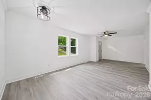 725 Forest Dr, Rock Hill, SC 29730 - Photo 6