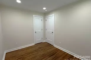 19612 Oak St, Cornelius, NC 28031 - Photo 16