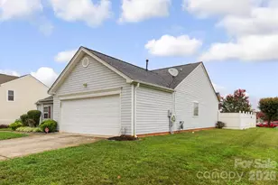 9704 Aventide Ln, Charlotte, NC 28215 - Photo 34