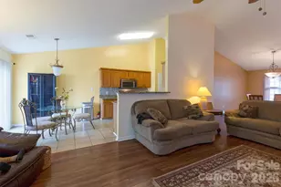 9704 Aventide Ln, Charlotte, NC 28215 - Photo 14