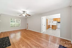 5226 Rockwood Rd, Charlotte, NC 28216 - Photo 8
