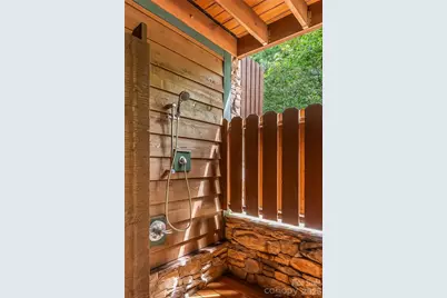 1814 Yellow Fork Trail E, Nebo, NC 28761 - Photo 36