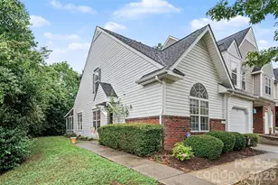 927 Sparrows Nest Ln, Pineville, NC 28134 - Photo 2