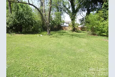 2310 Dundeen Street, Charlotte, NC 28216 - Photo 10