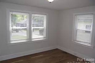 2310 Dundeen St, Charlotte, NC 28216 - Photo 8