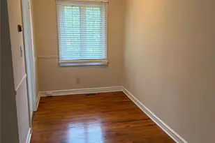 1818 Jameston Dr, Charlotte, NC 28209 - Photo 4