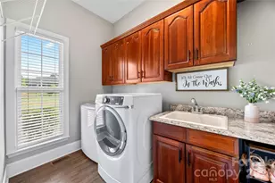 115 S Gibbs Rd, Mooresville, NC 28117 - Photo 16