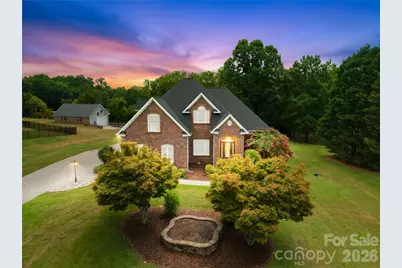 115 S Gibbs Road, Mooresville, NC 28117 - Photo 1