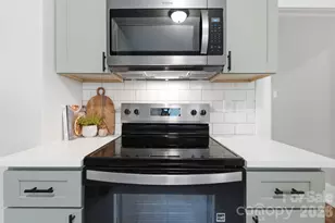 197 Academy St, Canton, NC 28716 - Photo 14