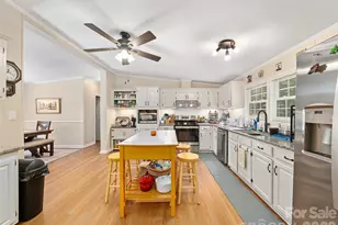 201 Franklin Village Rd, Spruce Pine, NC 28777 - Photo 10