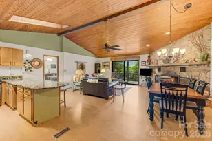 38 Bee Tree Ln, Mars Hill, NC 28754 - Photo 4