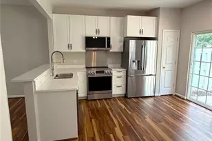 6834 Beverly Springs Dr, Charlotte, NC 28270 - Photo 4