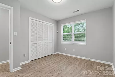 1001 Churchill Downs Court #E, Charlotte, NC 28211 - Photo 16