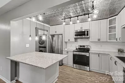1001 Churchill Downs Court #E, Charlotte, NC 28211 - Photo 4