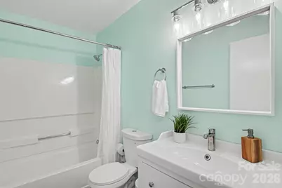 1001 Churchill Downs Court #E, Charlotte, NC 28211 - Photo 18