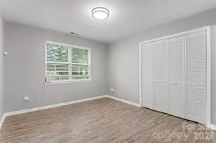 1001 Churchill Downs Ct, Charlotte, NC 28211 - Photo 12