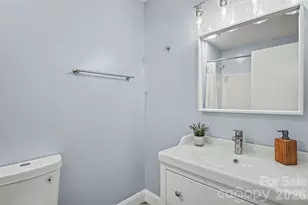 1001 Churchill Downs Ct, Charlotte, NC 28211 - Photo 14