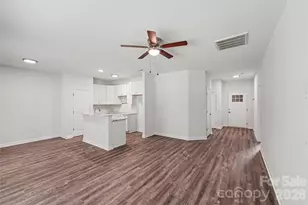 219 N Scruggs St, Gastonia, NC 28052 - Photo 8