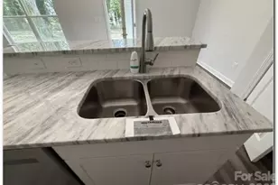 219 N Scruggs St, Gastonia, NC 28052 - Photo 8