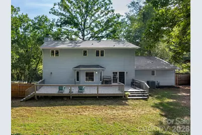 30 S Oaks Circle, Asheville, NC 28806 - Photo 2