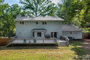 30 S Oaks Cir, Asheville, NC 28806 - Photo 2