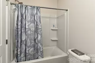 421 Spearfield Ln, Charlotte, NC 28205 - Photo 14