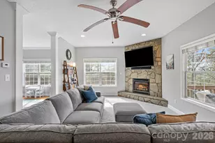 505 Kings Ridge, Asheville, NC 28804 - Photo 2