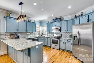 6208 Neptune Drive, Denver, NC 28037 - Photo 8