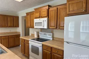 2805 Sweeping Pine Ln, Denver, NC 28037 - Photo 14