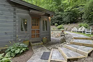 6 Laurel Branch Dr, Black Mountain, NC 28711 - Photo 4