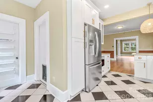 22 Fenner Ave, Asheville, NC 28804 - Photo 18