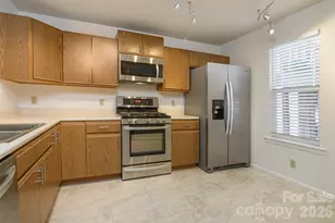 1405 Deermouse Way, Hendersonville, NC 28792 - Photo 10