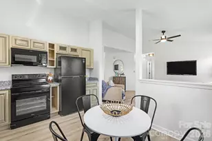1745 Southwind Dr, Charlotte, NC 28216 - Photo 14