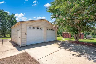 766 Midway Rd, Statesville, NC 28625 - Photo 8