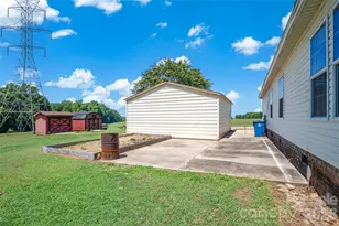766 Midway Rd, Statesville, NC 28625 - Photo 12