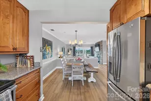 9709 Emerald Point Dr, Charlotte, NC 28278 - Photo 14