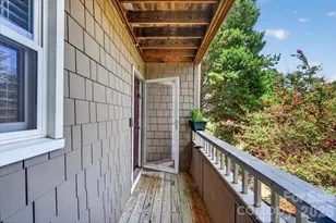9709 Emerald Point Dr, Charlotte, NC 28278 - Photo 6