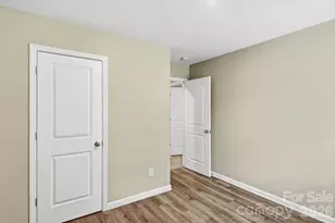 248 Valleybrook Ln, Troutman, NC 28166 - Photo 18