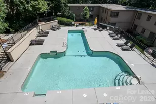 239 N Dotger Ave, Charlotte, NC 28207 - Photo 12