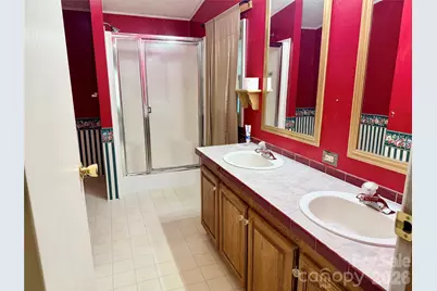 4851 Mounira Avenue, Hickory, NC 28602 - Photo 20