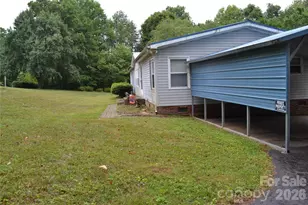4851 Mounira Ave, Hickory, NC 28602 - Photo 22